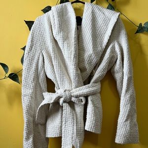 BCBG Max Azria Size Large Button and Belted Off White Jacket - thrifted